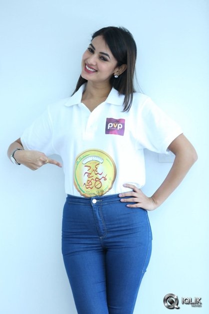 Sonal-Chauhan-Interview-About-Size-Zero